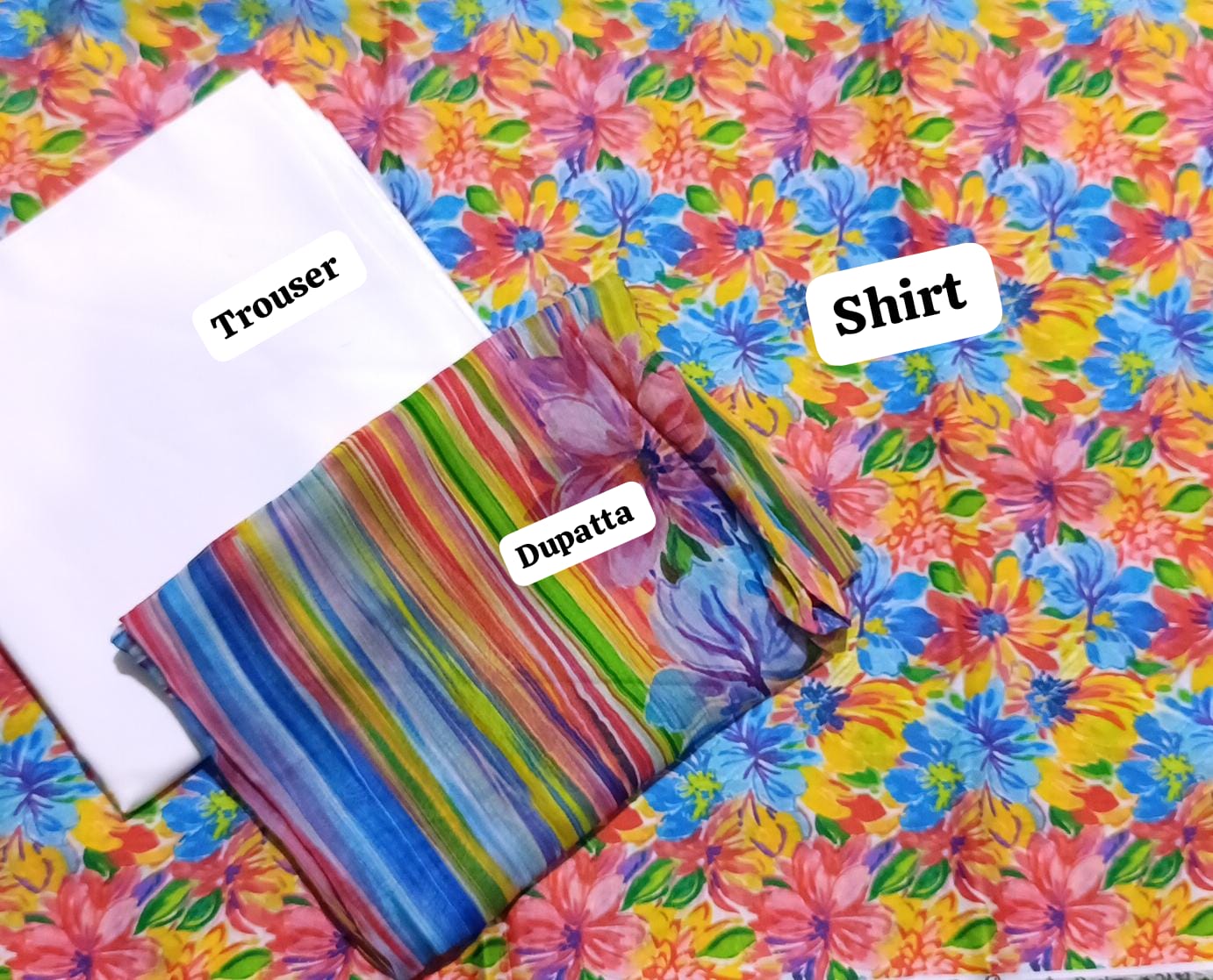 Bareeze lawn printed 3pc unstitched