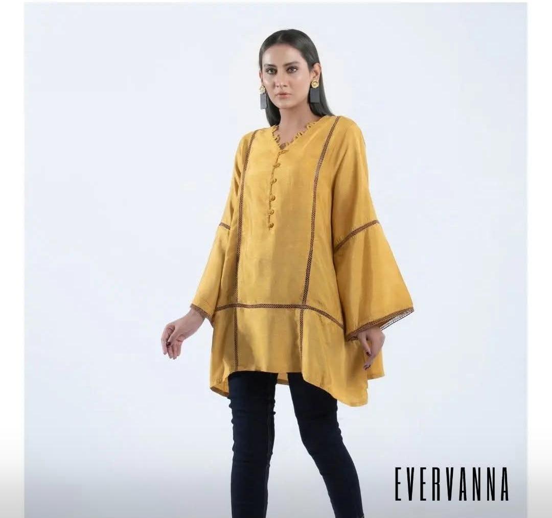 Evervanna raw silk TOP