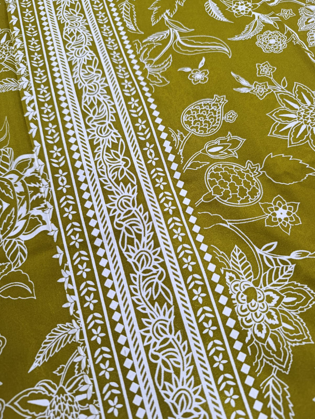 zarashahjahan luxury premium lawn shirt