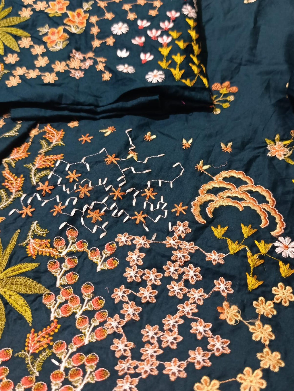 Hussain rehar lawn emb 2pc