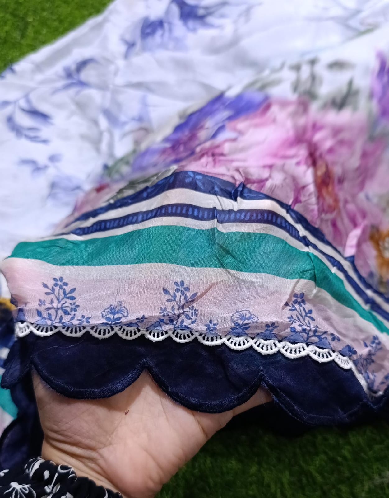 Zarashahjhan printed silk  ready to wear dupatta