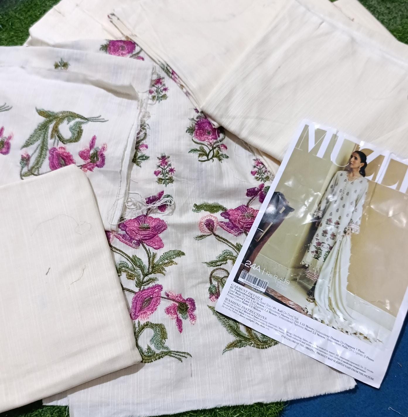 Sanasafinaz  winter khaddar emb 3pc