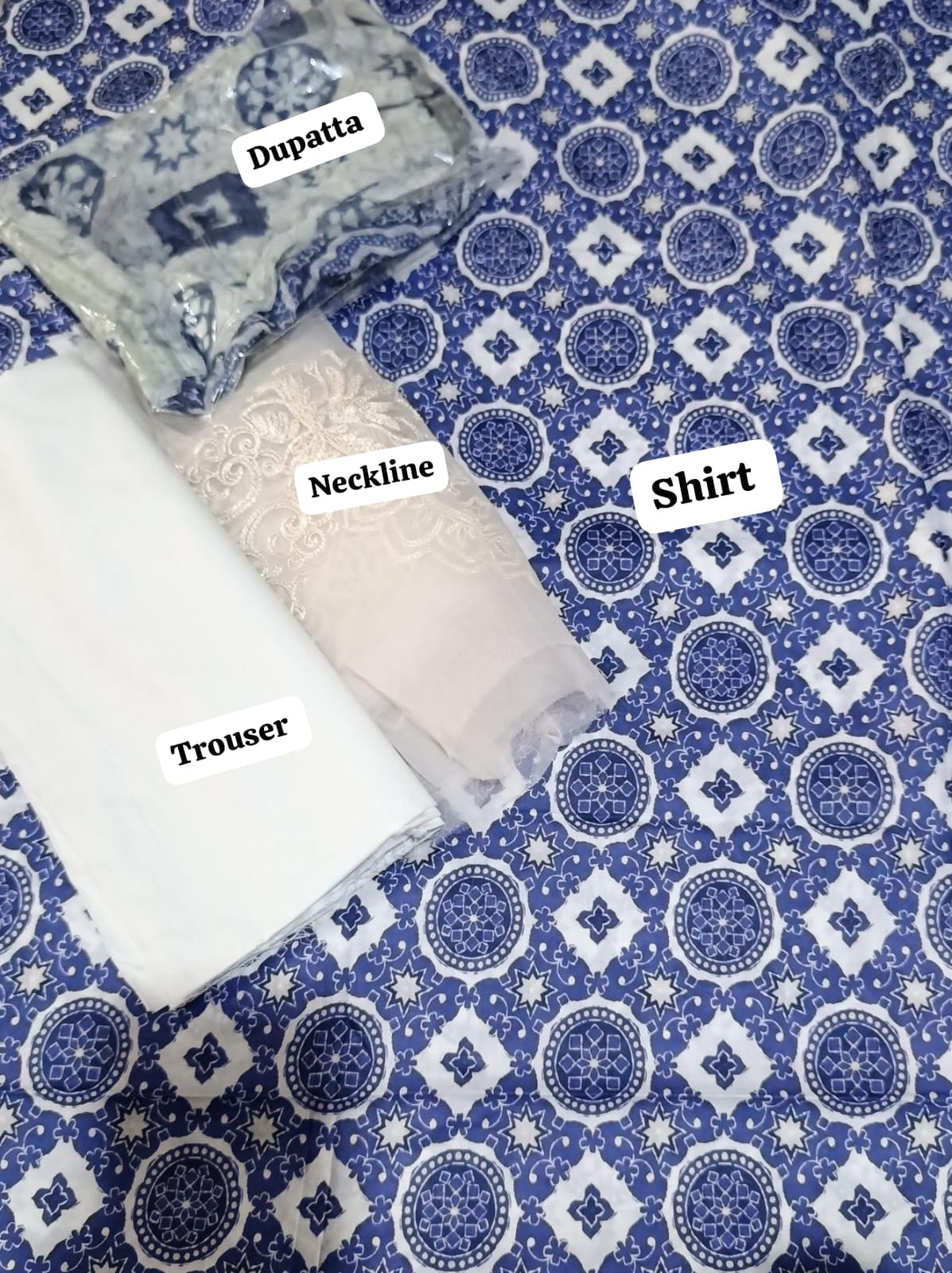 J.PRINTED LAWN 3PC WITH PATCH
