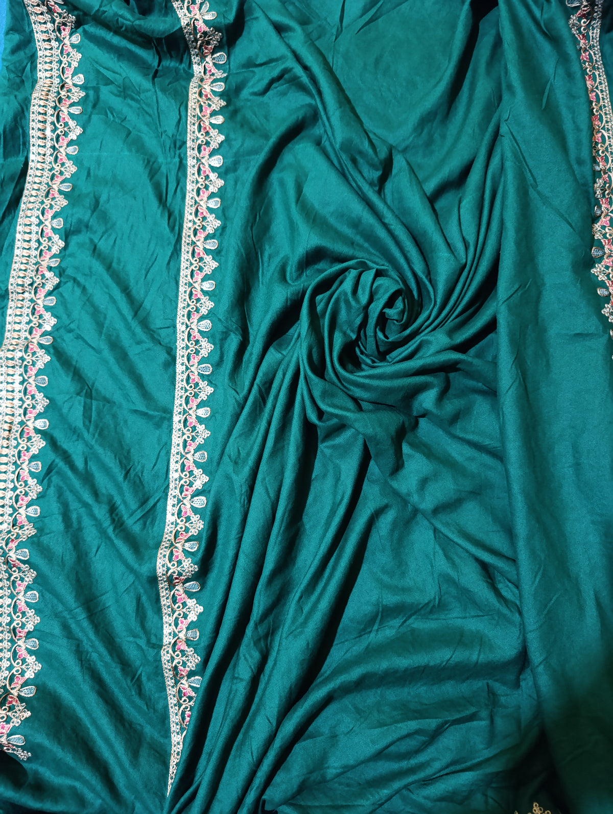 Maria b Linen emb shawl