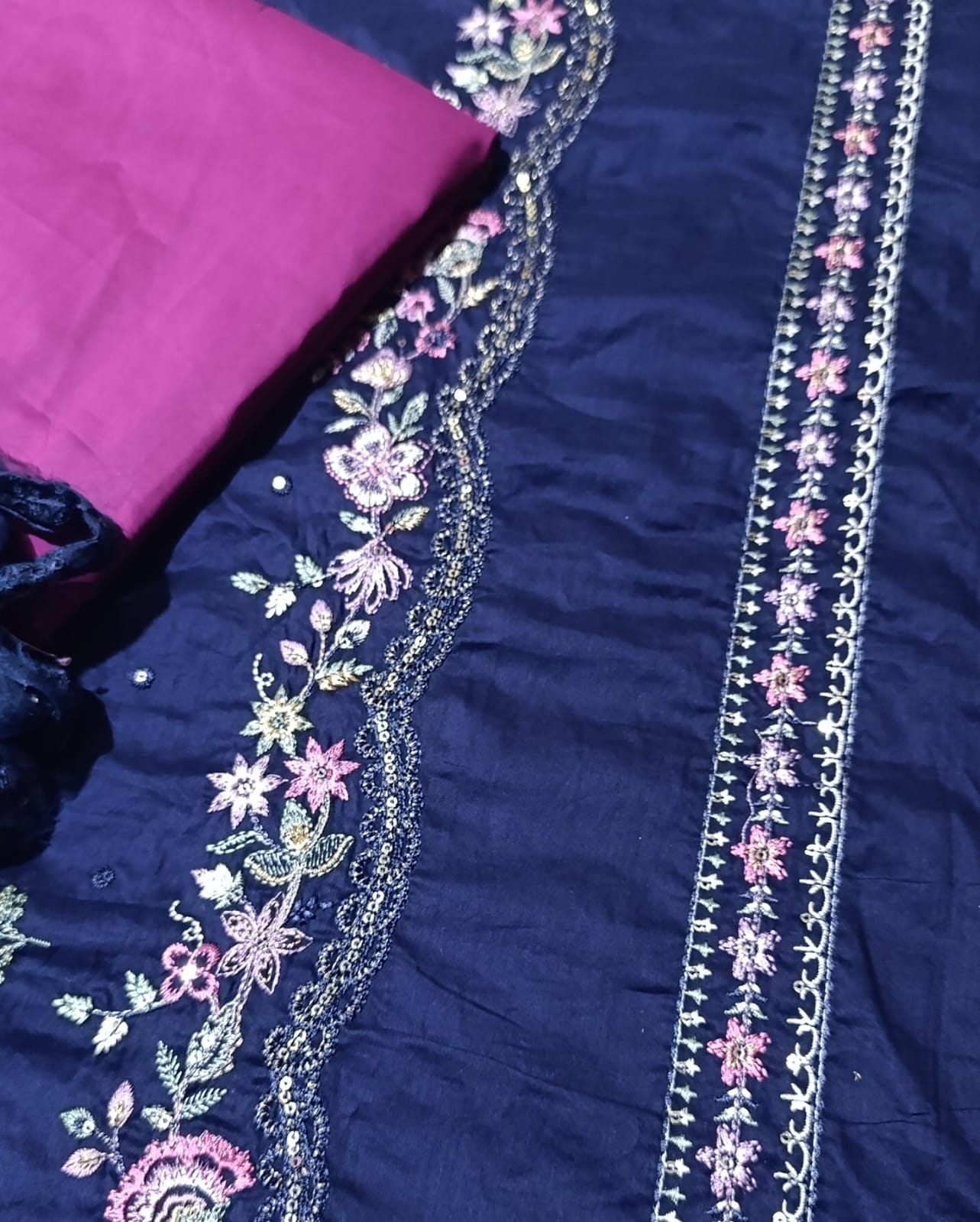 Batik emb lawn 3pc