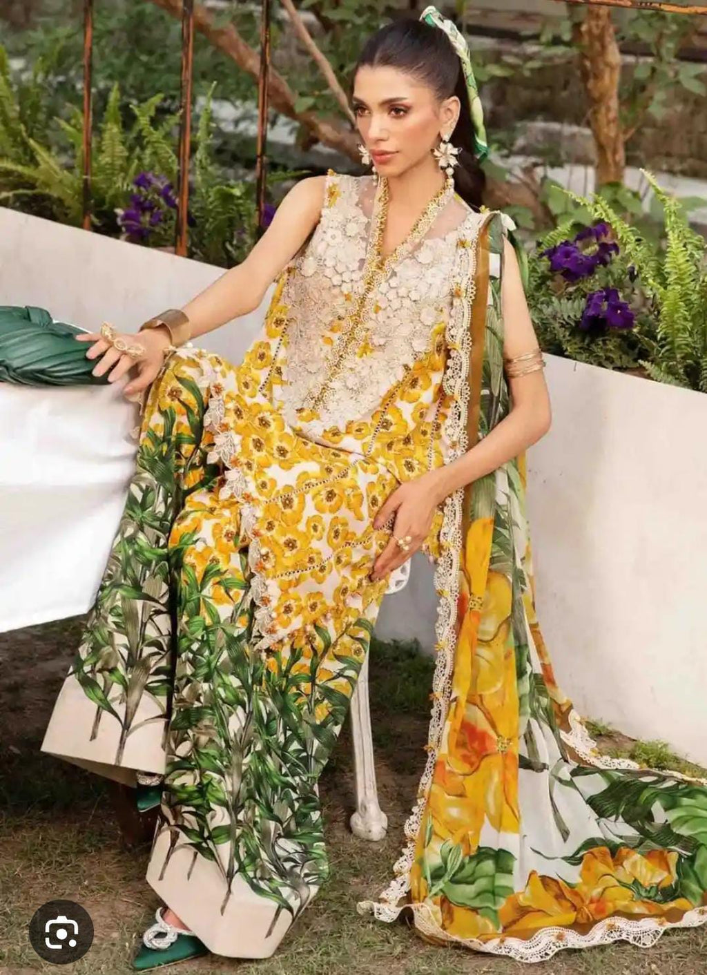 Maria b lawn 3 piece