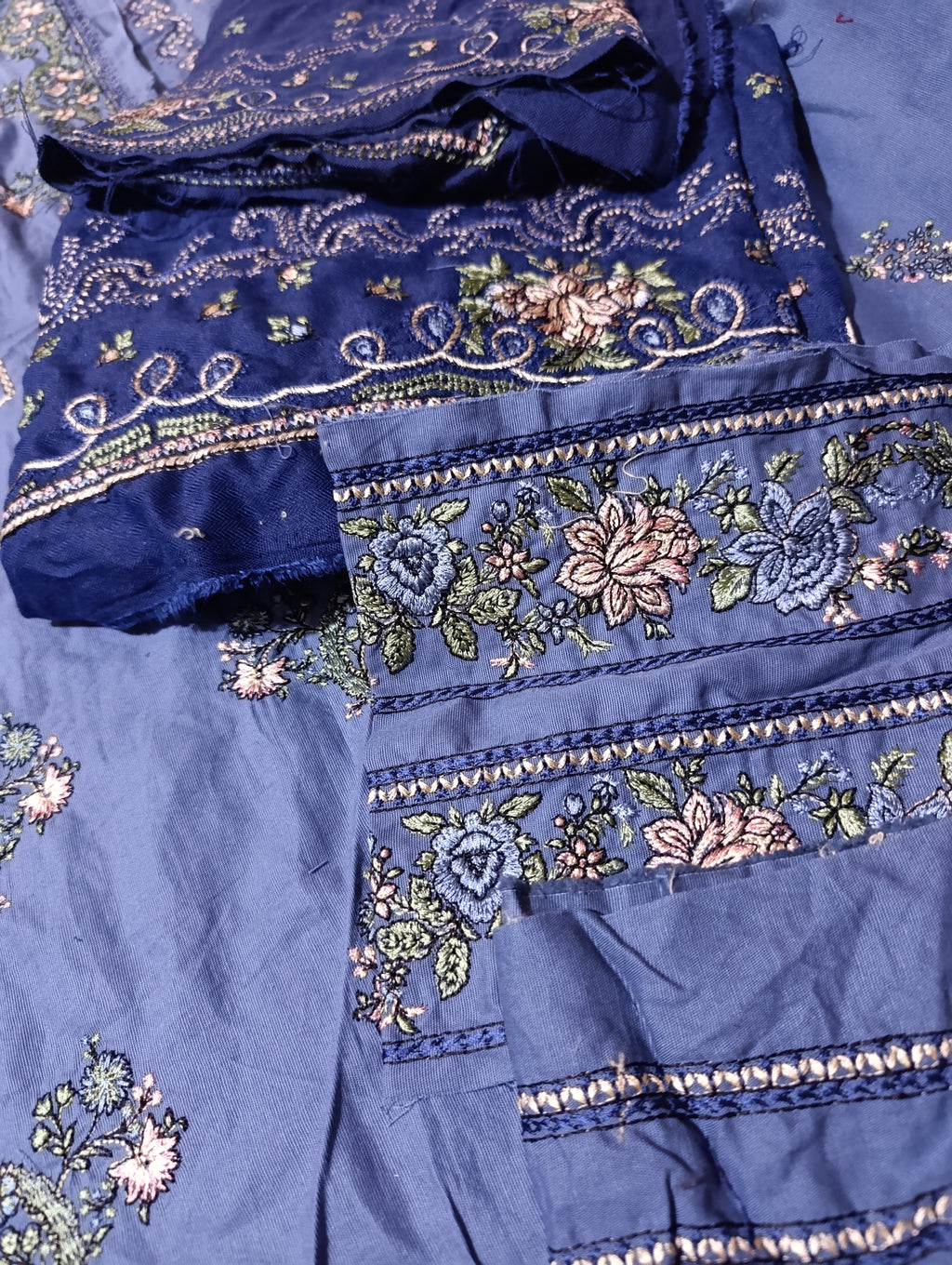HussainRehar leftover khaddar embroidered 3pc