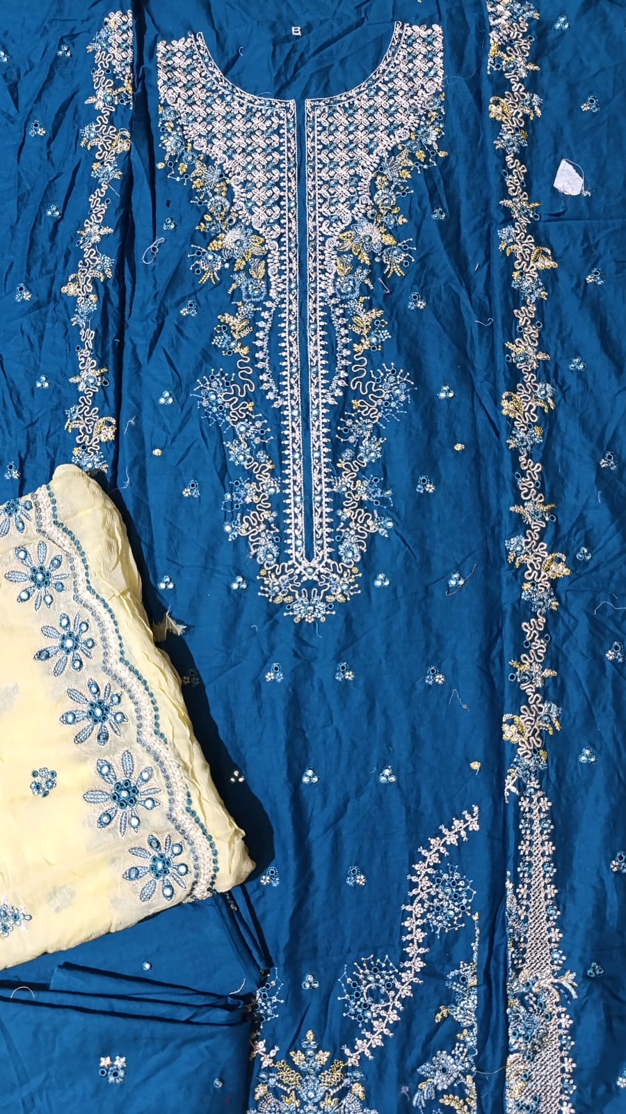 HussainRehar lawn luxury emb 2pc bfresh