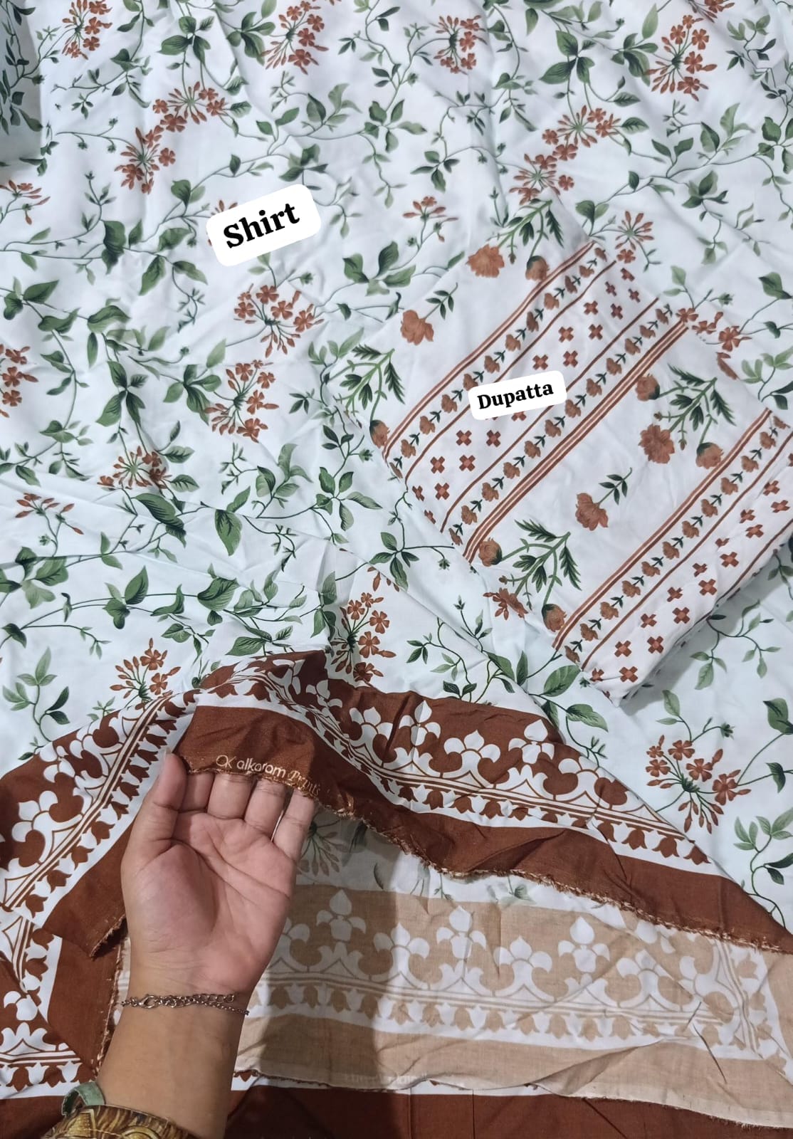 Alkaram winter printed linen 2pc