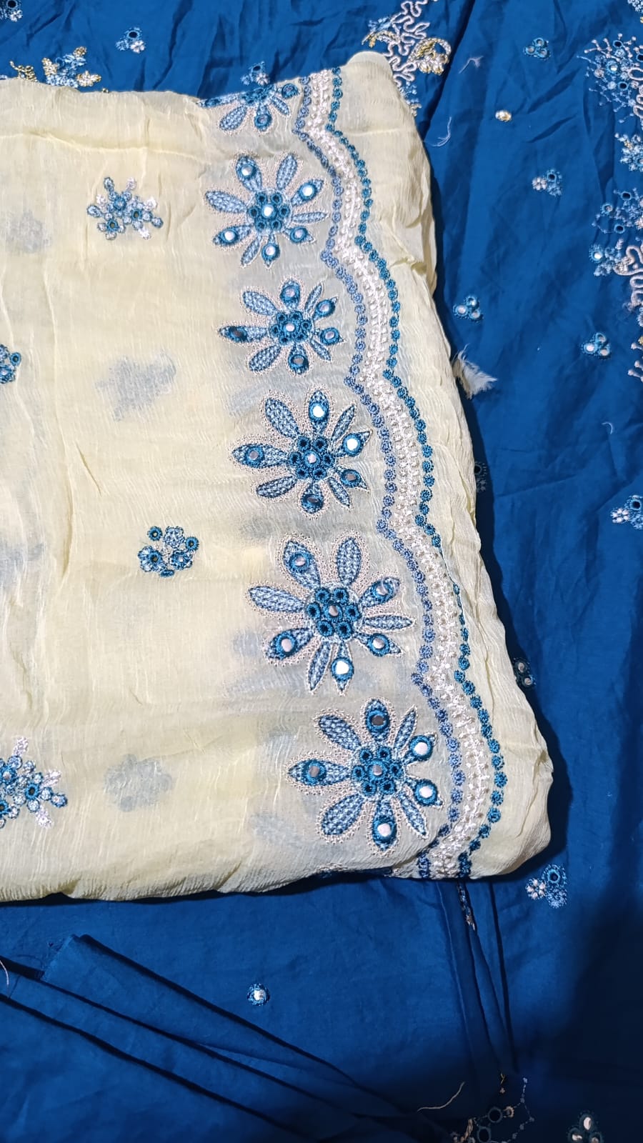 HussainRehar lawn luxury emb 2pc bfresh