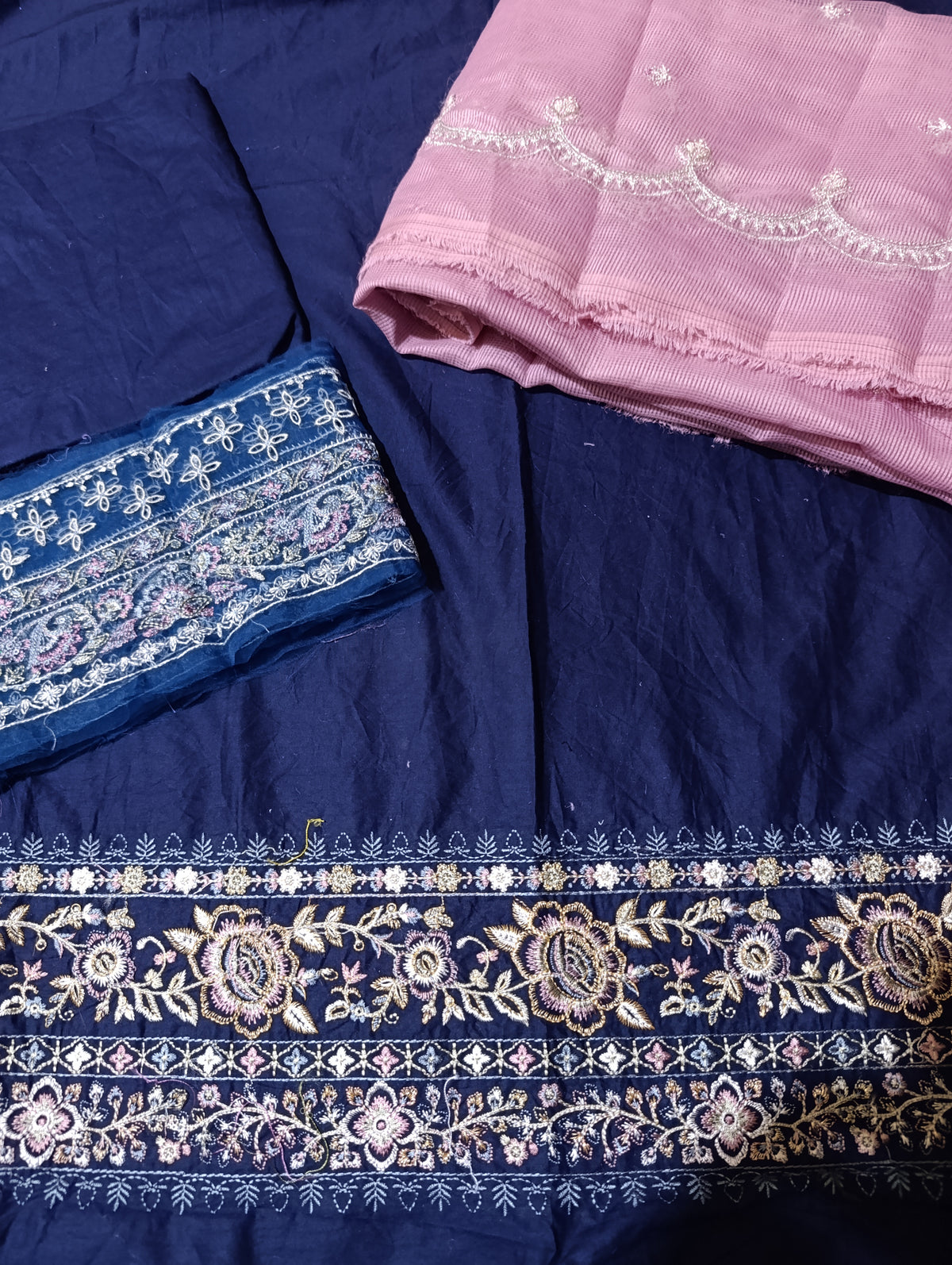 Batik emb lawn 3pc