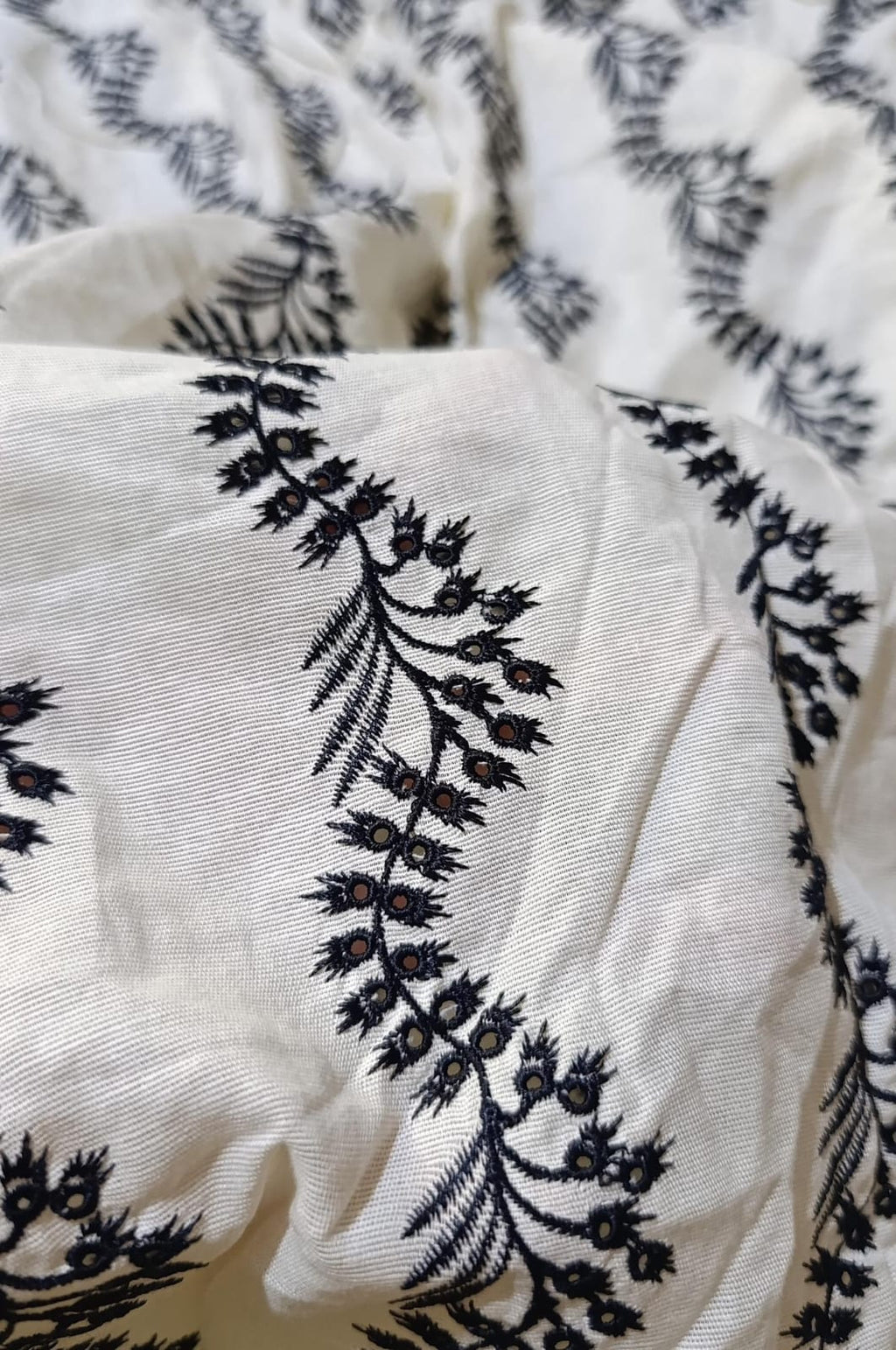 HussainRehar winter khaddar emb trouser