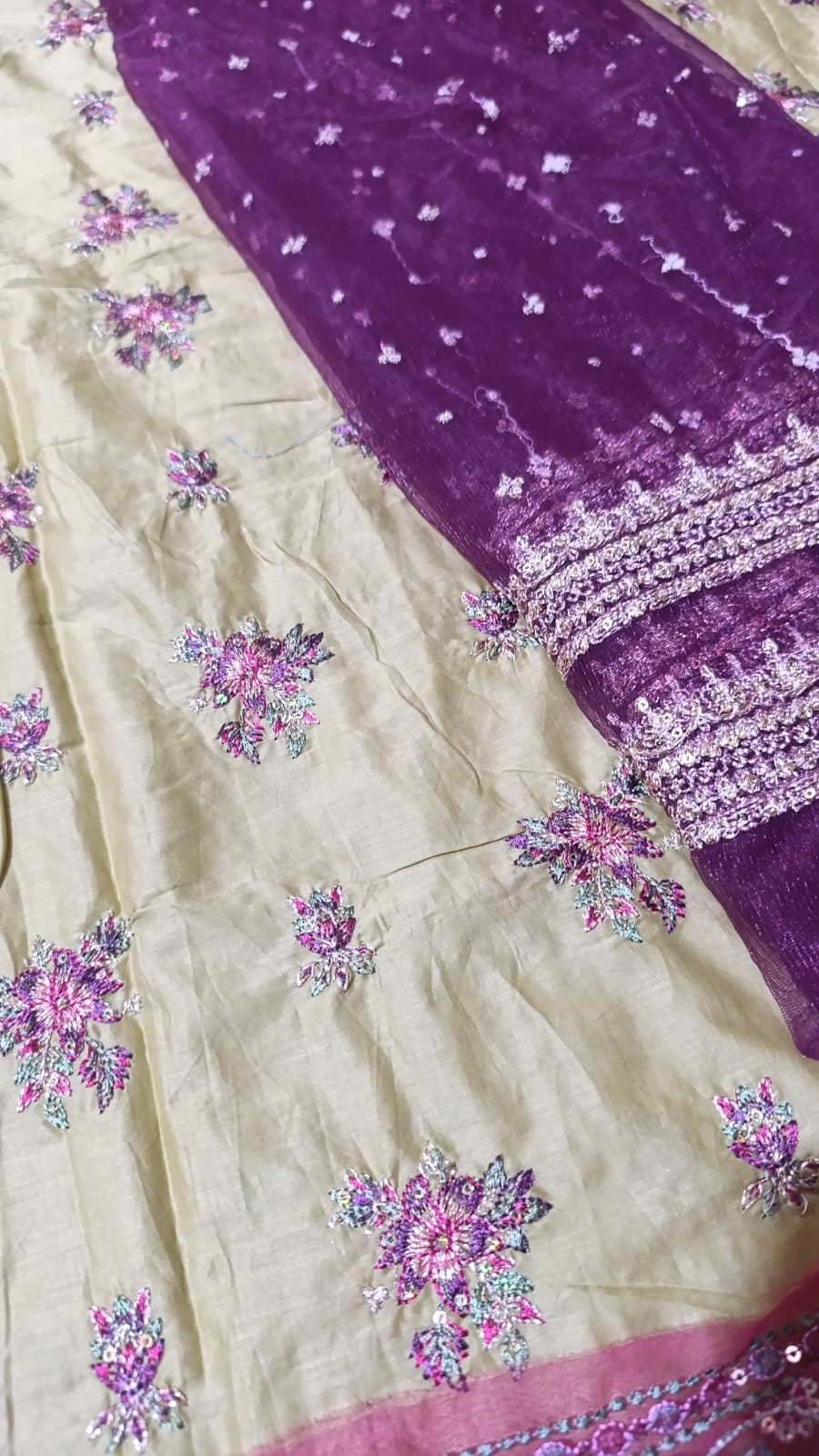 Batik emb lawn 3pc