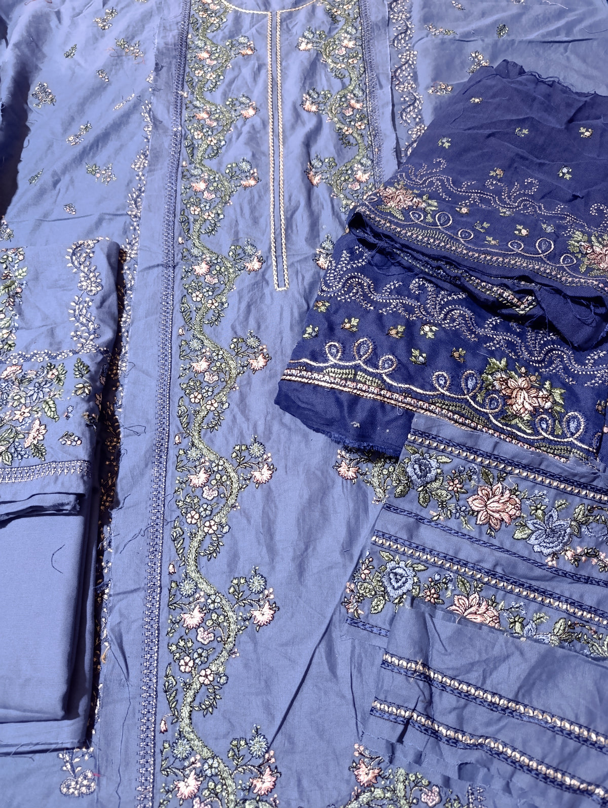 HussainRehar leftover khaddar embroidered 3pc