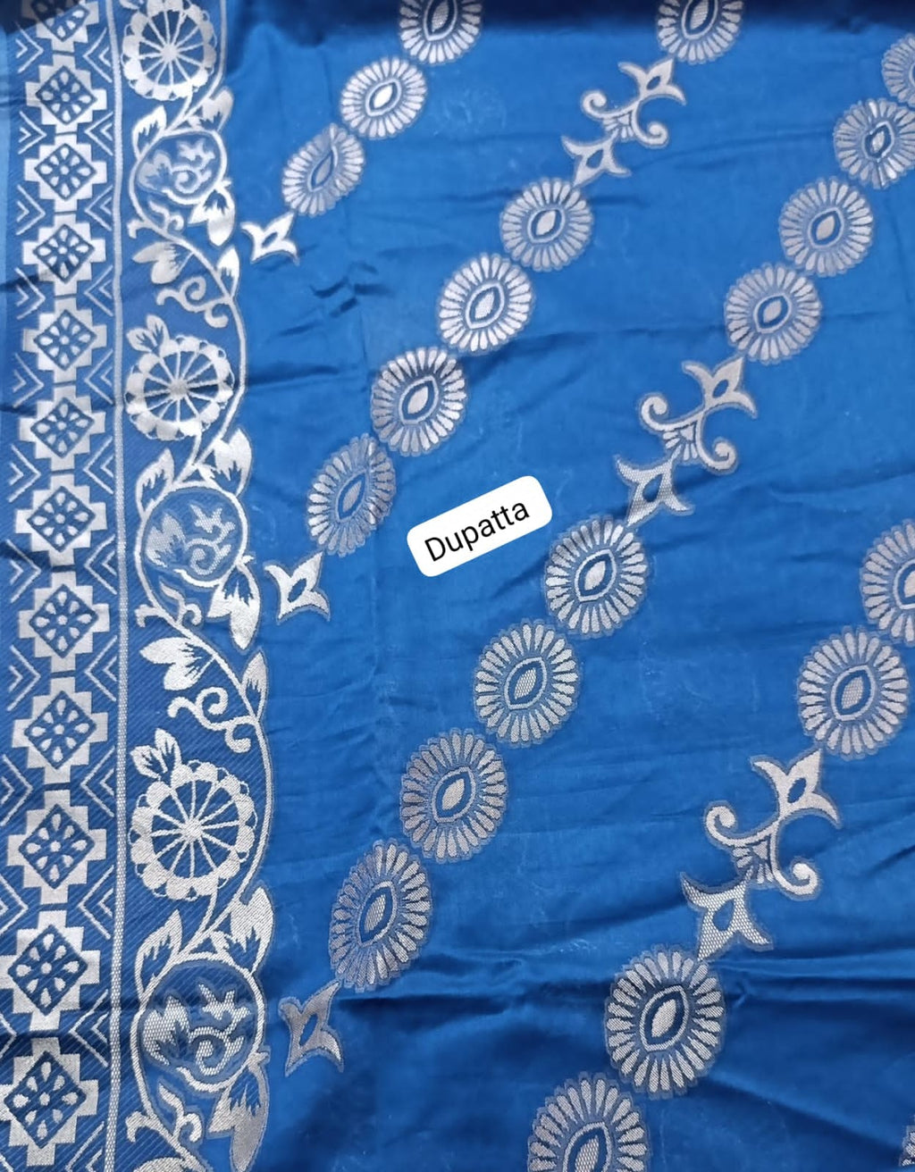Khaadi lawn Jacquard shawl